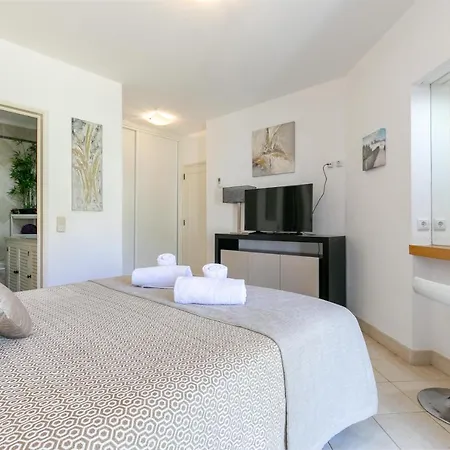 Apartment Balaia Golf Poolside Retreat Albufeira