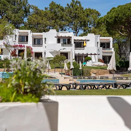 Balaia Golf Poolside Retreat Apartment Albufeira