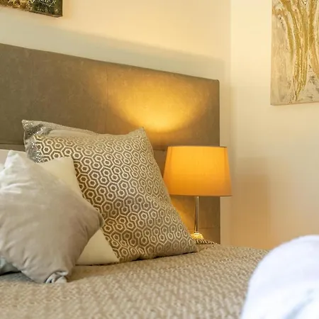 Apartment Balaia Golf Poolside Retreat *