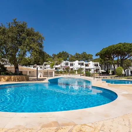 Balaia Golf Poolside Retreat アルブフェイラ