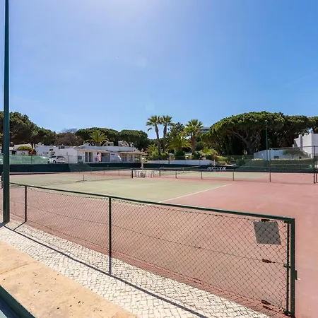 Balaia Golf Poolside Retreat 阿尔布费拉