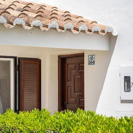 Balaia Golf Poolside Retreat *