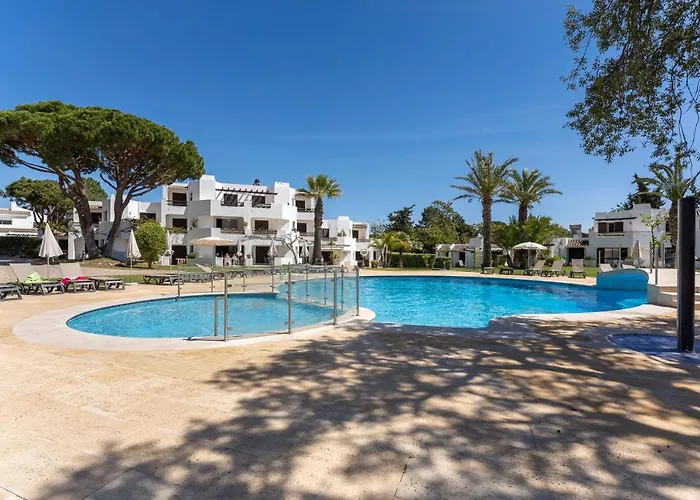 아파트 Balaia Golf Poolside Retreat 알부페이라