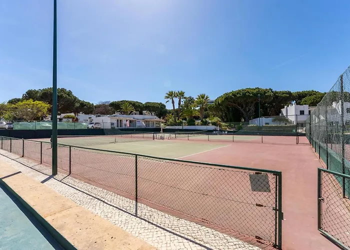 Balaia Golf Poolside Retreat 알부페이라