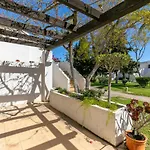 Balaia Golf Poolside Retreat Lejlighed *